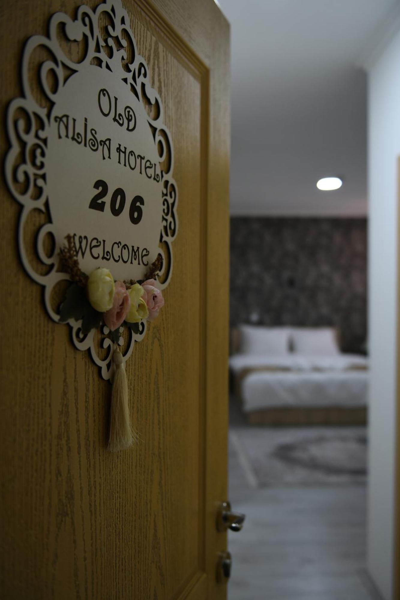Hotel Old Alisa Skopje Bagian luar foto