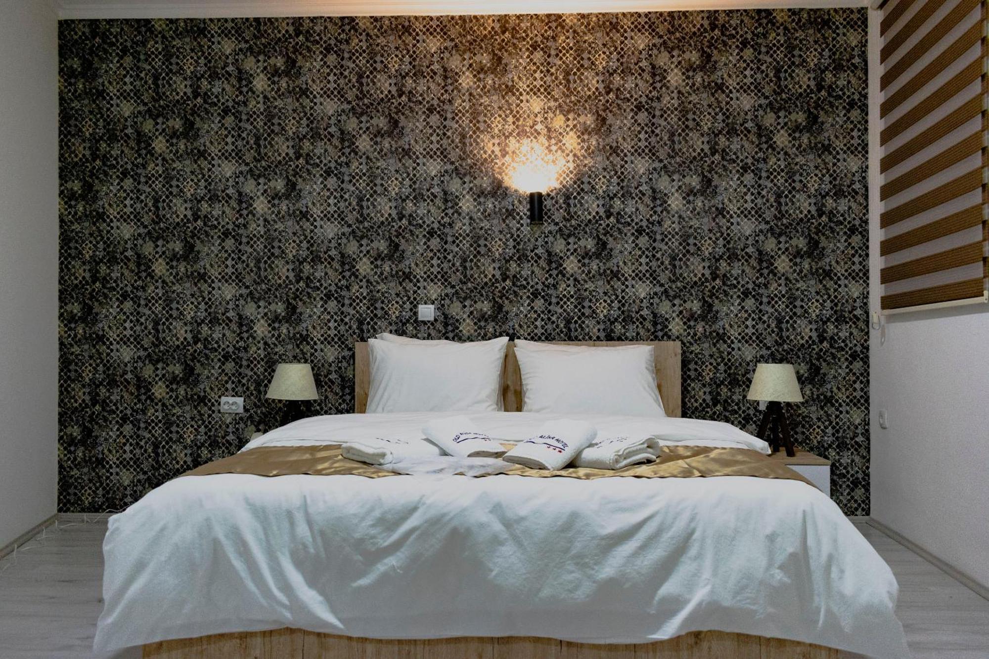 Hotel Old Alisa Skopje Bagian luar foto